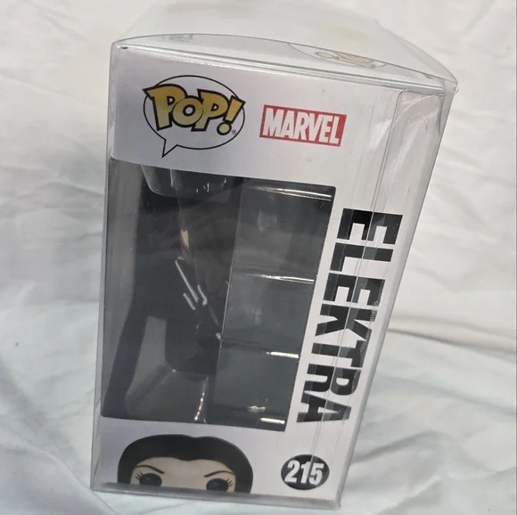 🗡️ Funko Pop! Elektra #215 – Daredevil Series (Netflix) 🗡️ - Picture 4 of 4